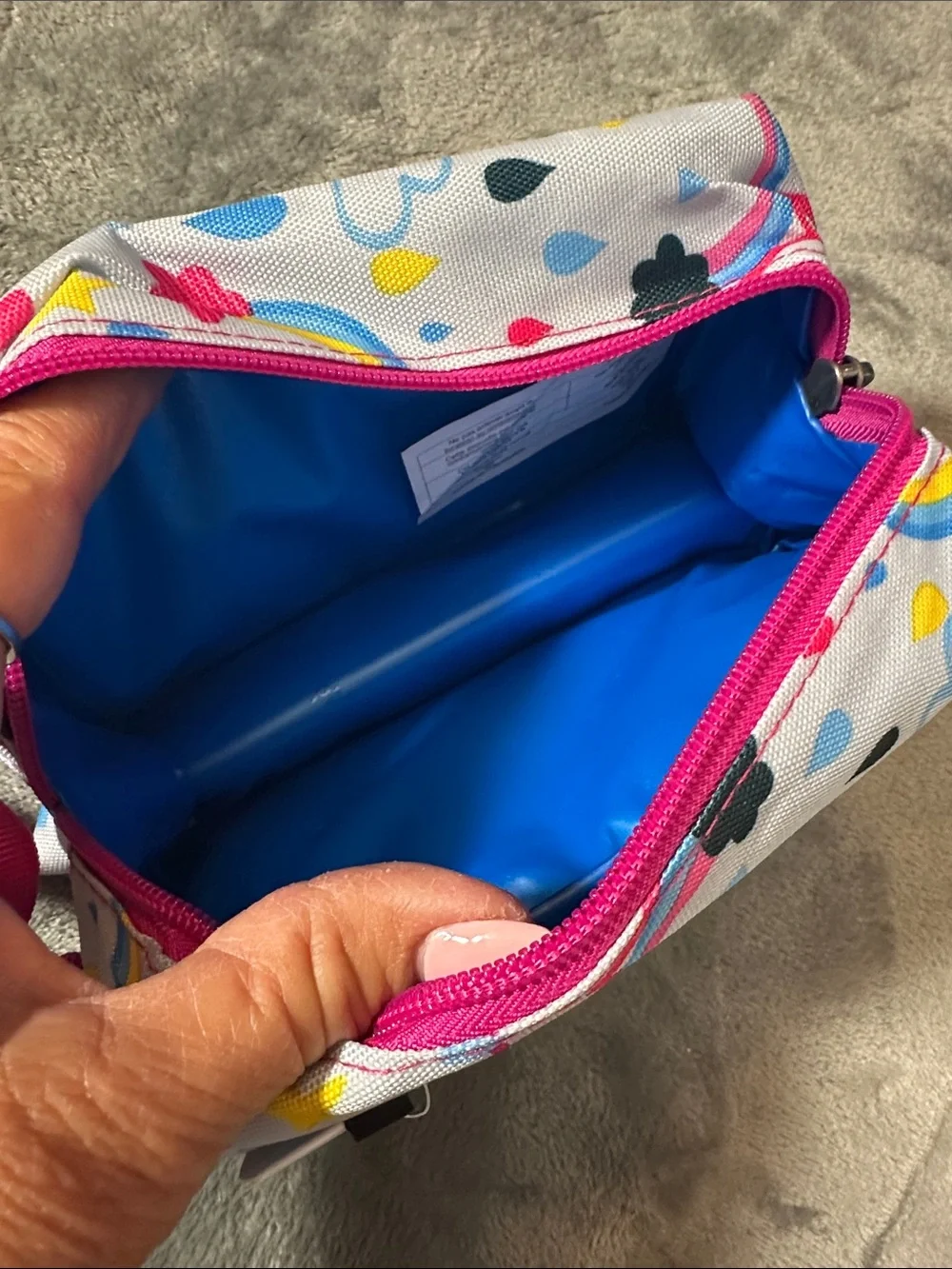 PACKIT Kids Freezable Snack bag - White with Multicolor Rainbows